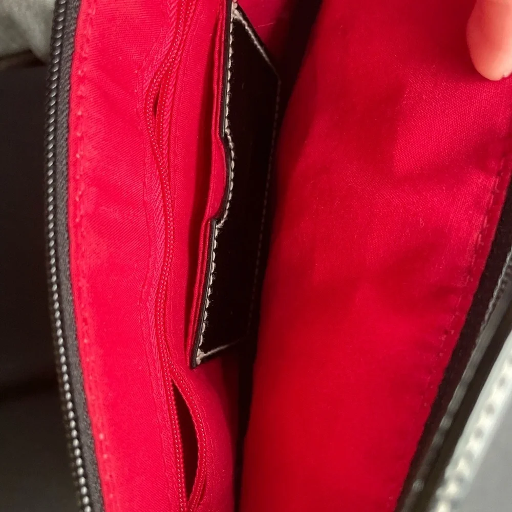 Isaac mizrahi black mini leather purse